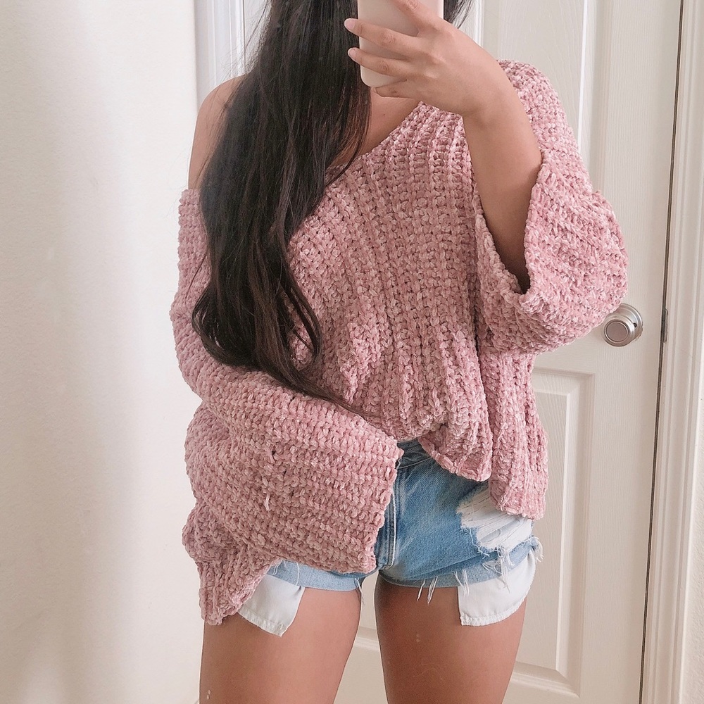 Pink Like a Dream Sweater 💖 - Picture 3 of 7